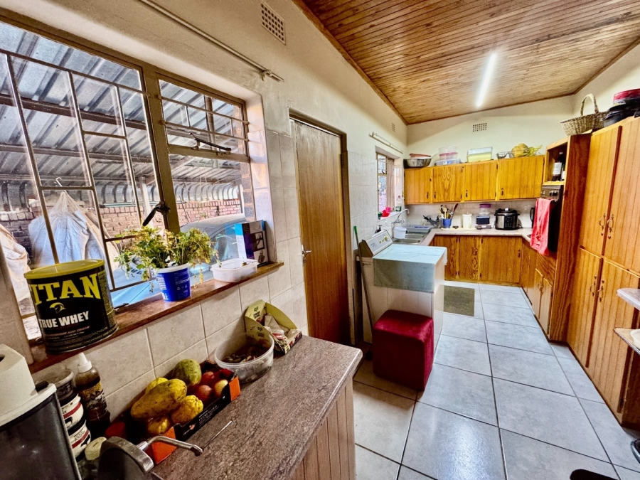 6 Bedroom Property for Sale in Baillie Park North West